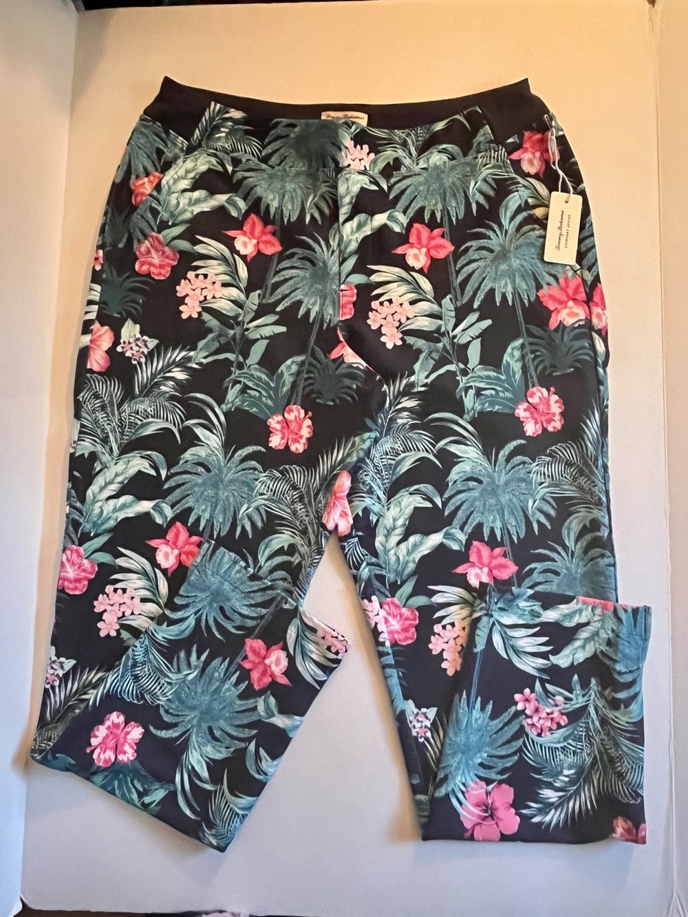 NWT Tommy Bahama Everyday Active Tropical Floral Leggings - Size M